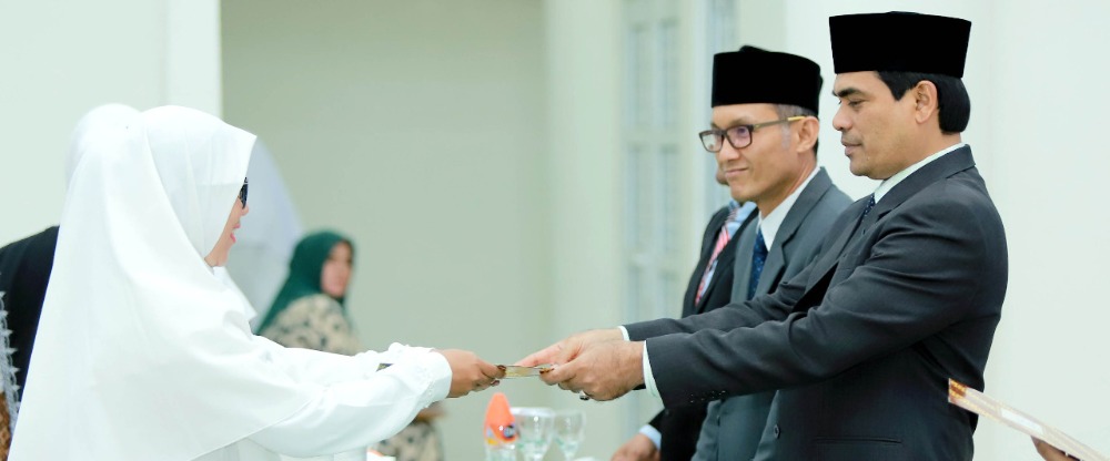 Rektor Kukuhkan 425 Guru Profesional PPG UIN Ar Raniry