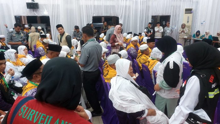 Malam Ini 393 Jemaah Haji Aceh Berangkat ke Tanah Suci, Tergabung dalam Kloter 5